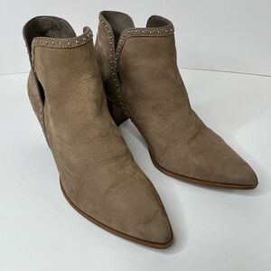 Soul Society S0-Dalphine bootie upper leather‎ slip on size 7.5